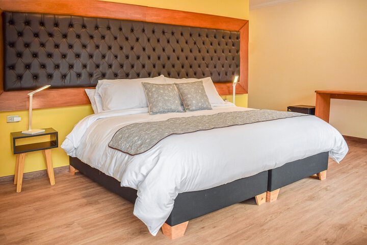 Room 10 of 46