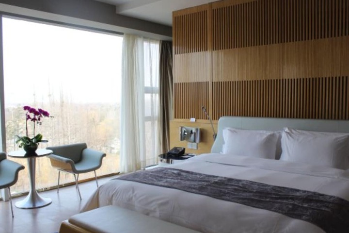 Room 13 of 91