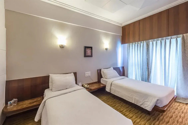 Room 3 of 19