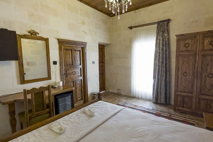 Room 20 of 82
