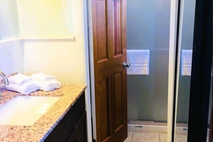 Room 125 of 230