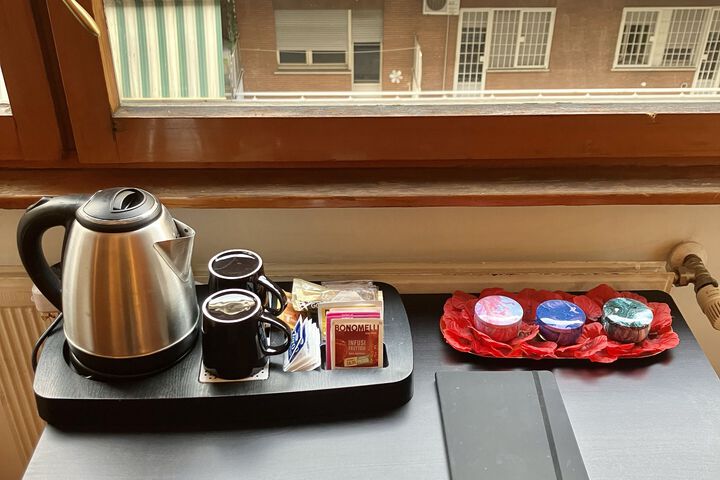 Breakfast/Coffee Service 107 of 581