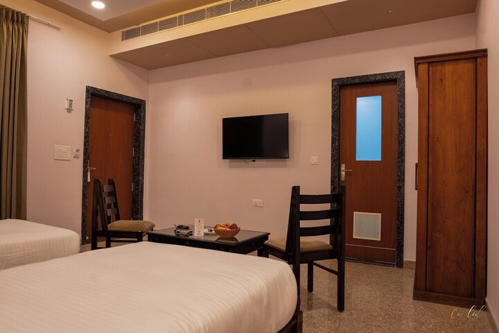 Room 32 of 88
