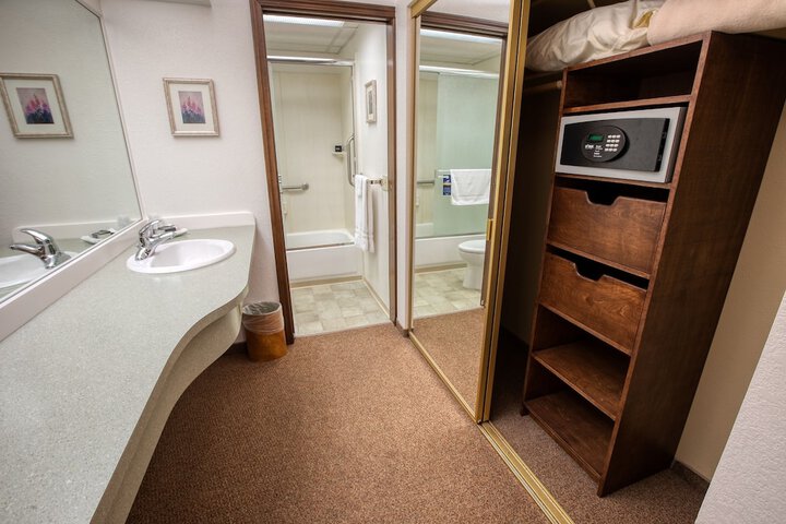 Clean Restrooms