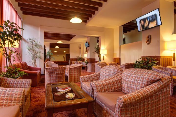 Hotel Lobby