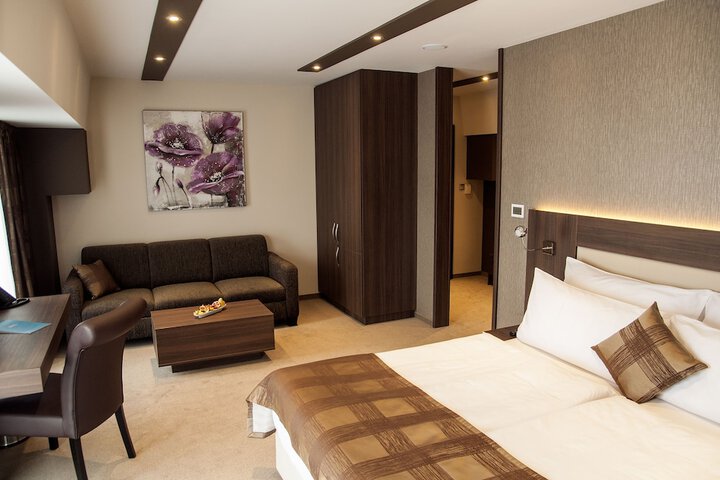 Room 8 of 57