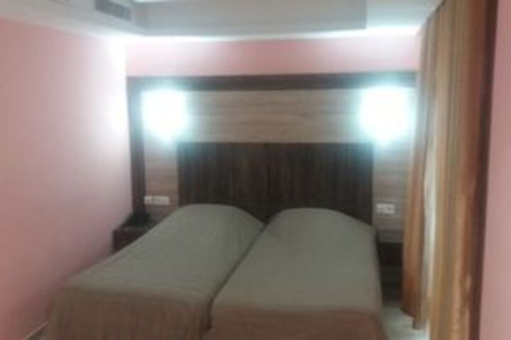 Room 7 of 21