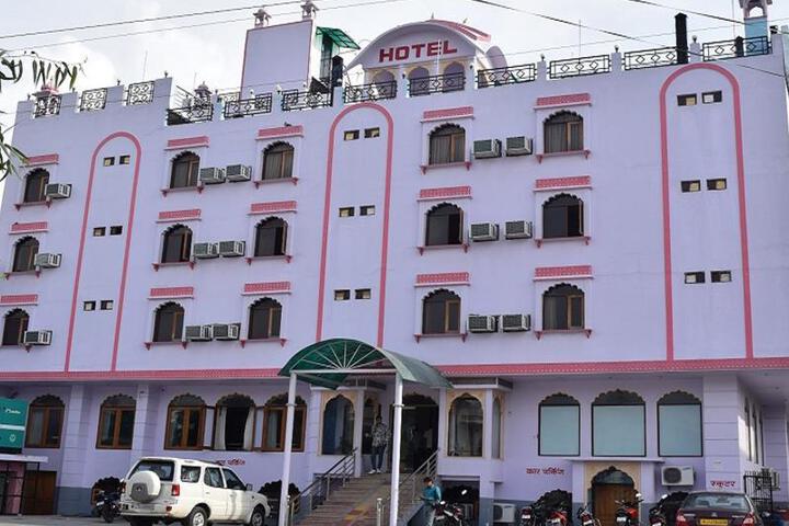 Hotel Cube Inn