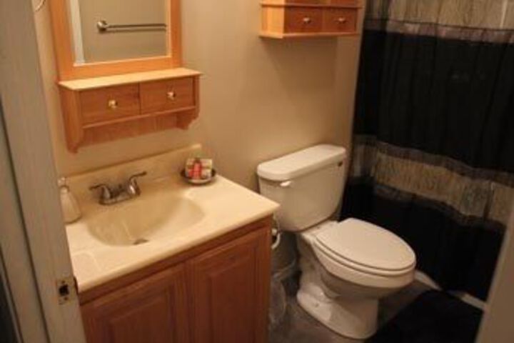 Room 4 of 37