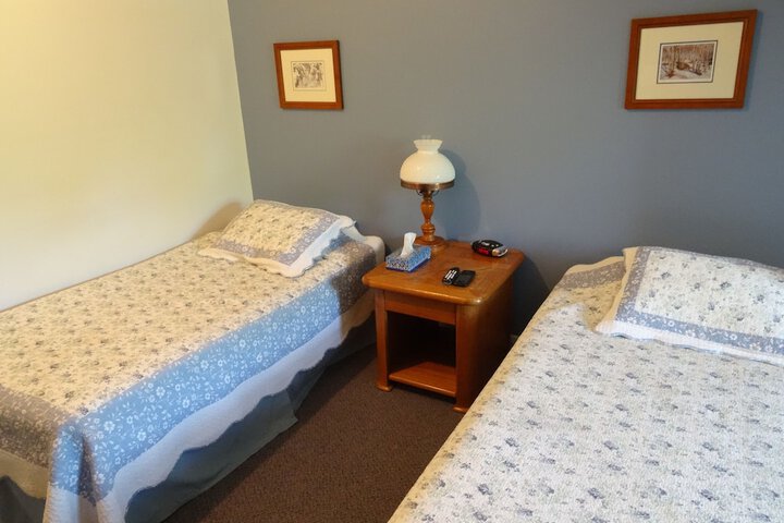 Room 8 of 60