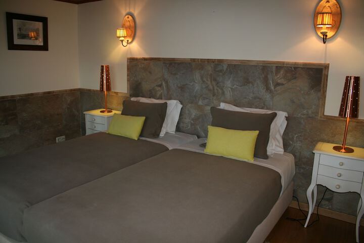 Room 15 of 62