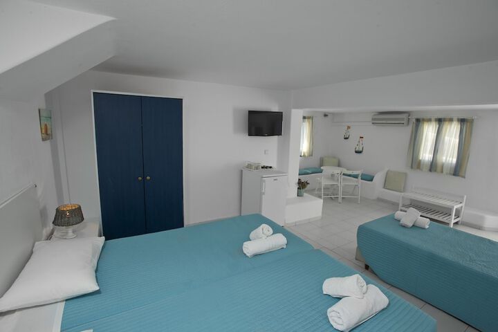 Room 13 of 92
