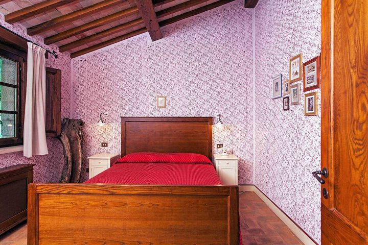 Room 8 of 31