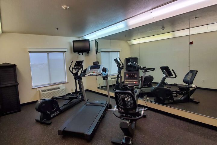 Hotel Gym Photos