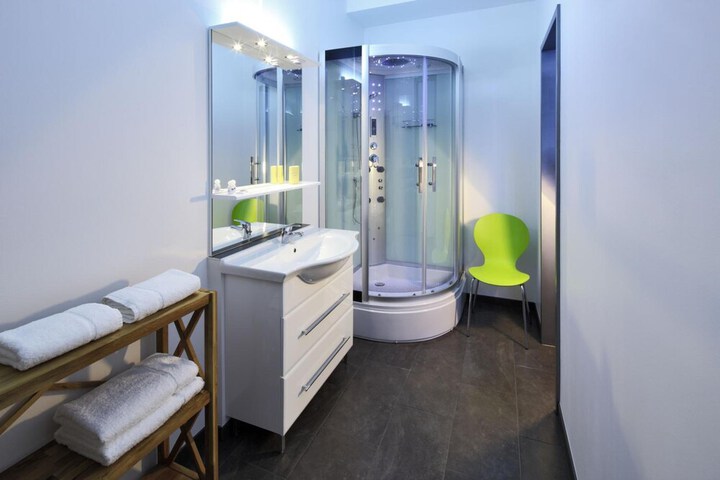Bath Photo