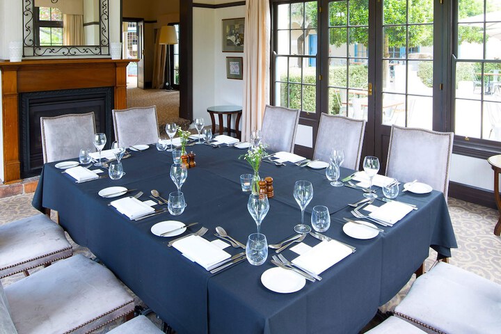 Dining 63 of 112