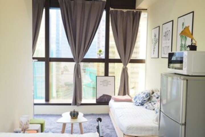 Room 6 of 26