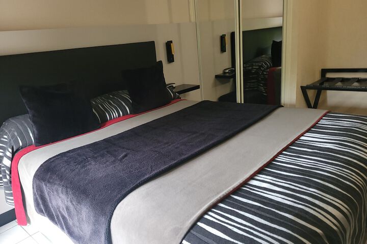 Room 58 of 143