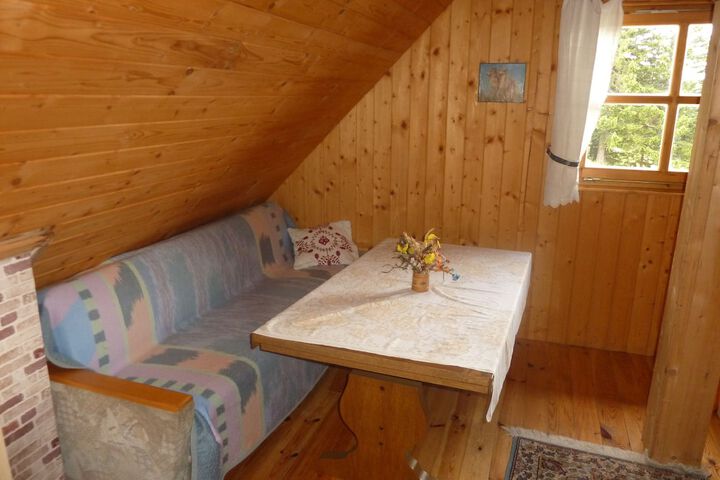 Room 4 of 14