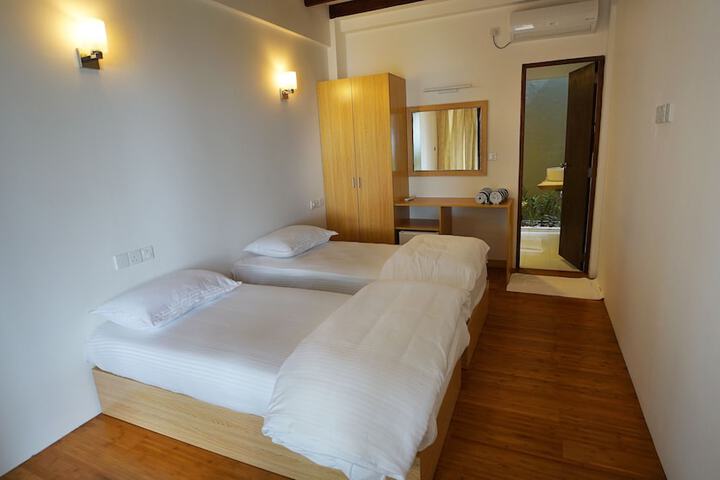 Room 5 of 59