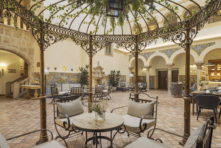 Hotel Interior 11 of 83