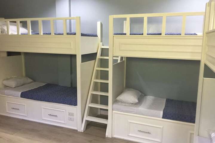 Room 7 of 41