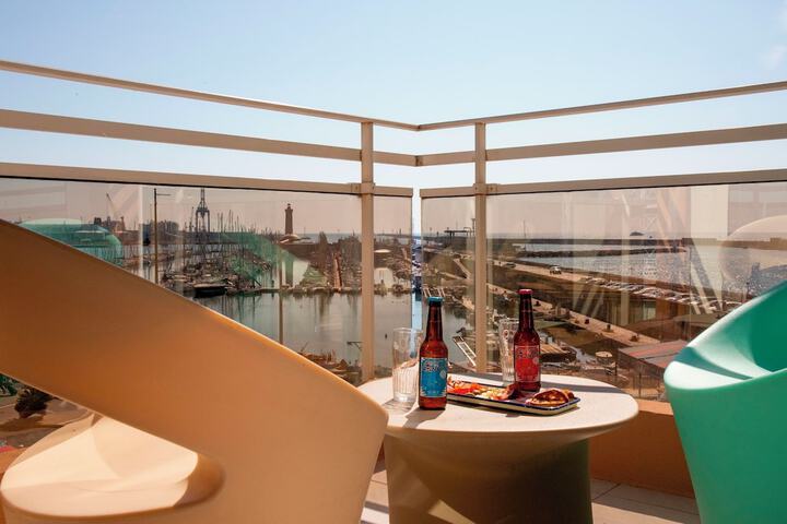 Terrace/Patio 43 of 77