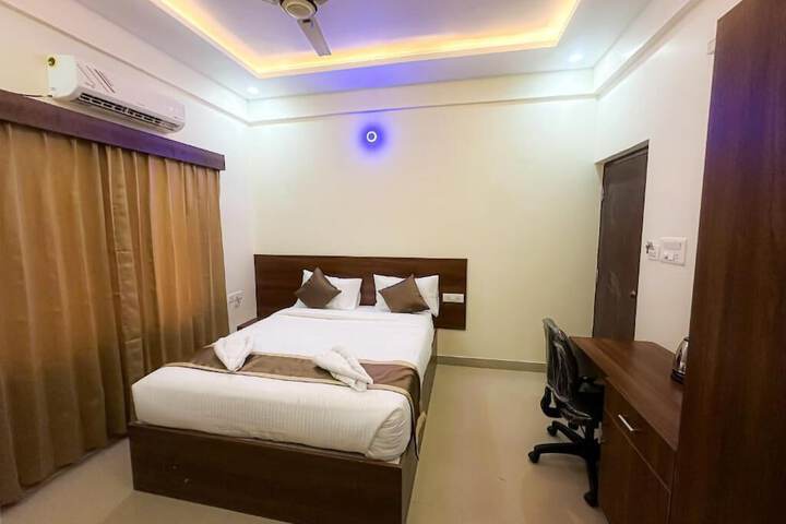 Room 4 of 29