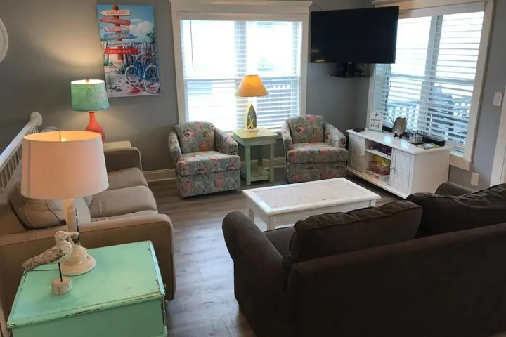 Room 2 of 23