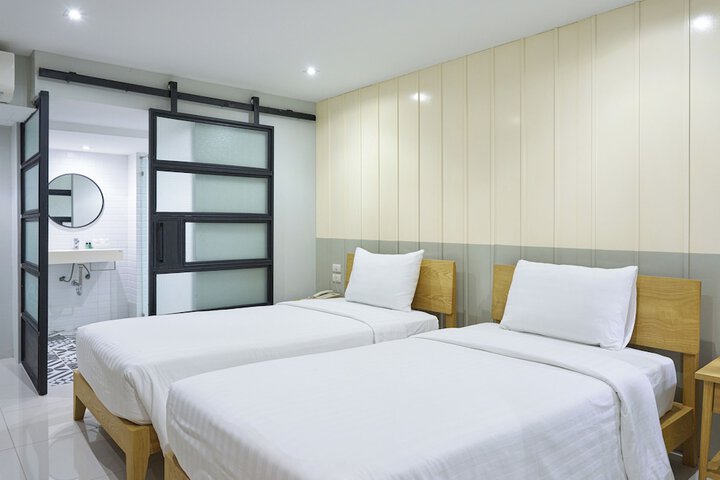 Room 30 of 71