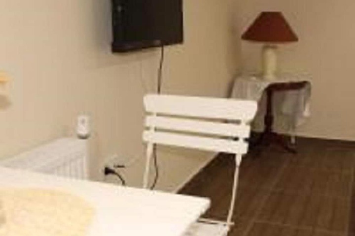 Room 57 of 101