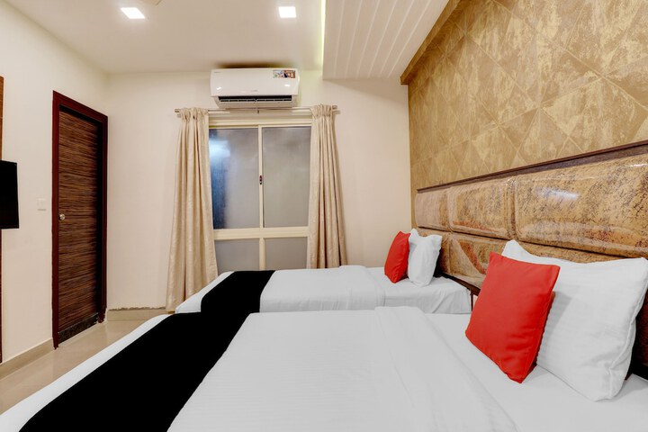 Room 14 of 35