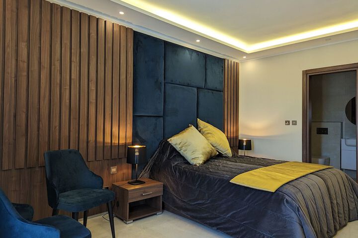 Room 4 of 29