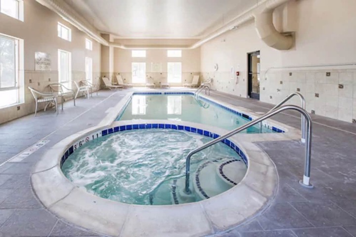 Pools & Facilities