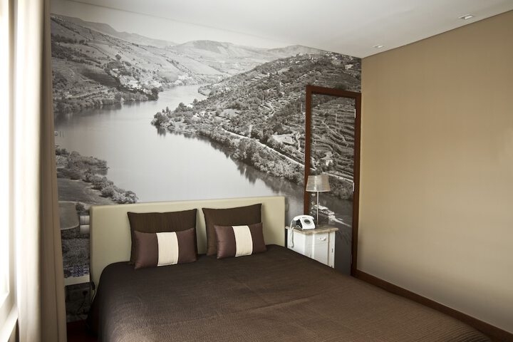 Room 35 of 63