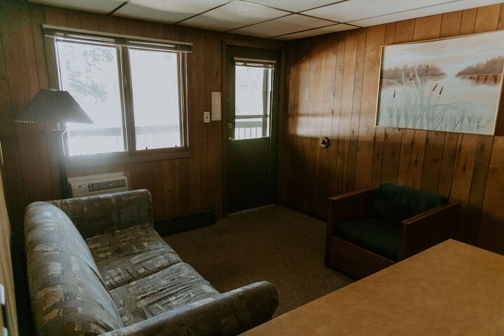 Room 51 of 132