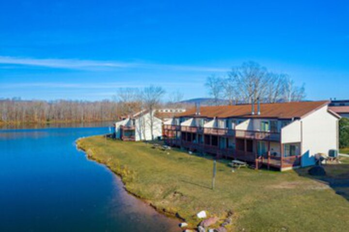 Exterior of Crown Resorts at the Poconos