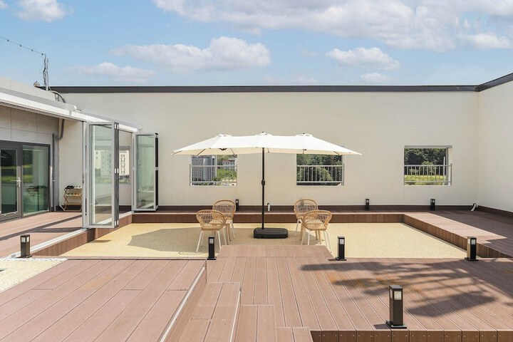 Terrace/Patio 46 of 82