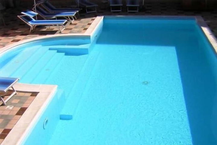 Pool 13 of 47
