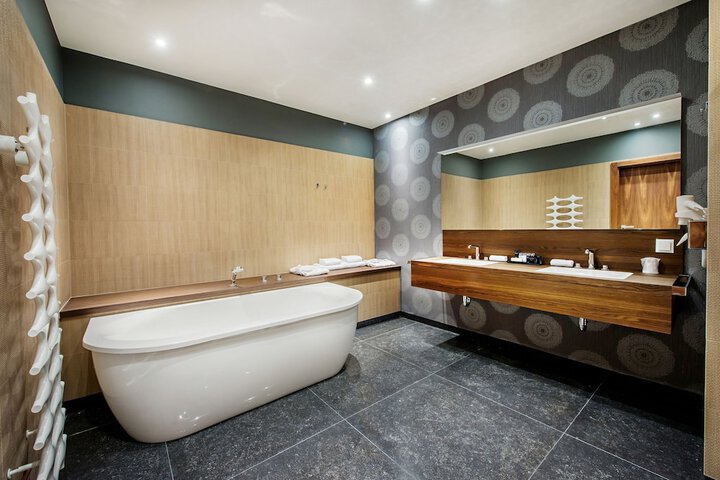 Bath Interior