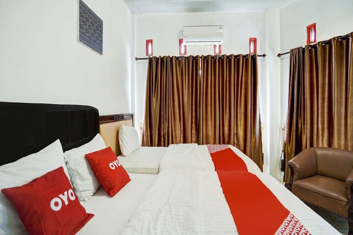 Room 22 of 35