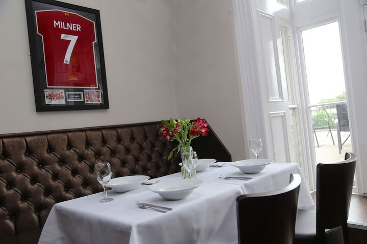Dining 89 of 141