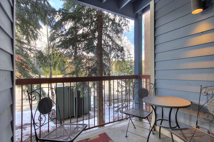Terrace/Patio 9 of 30
