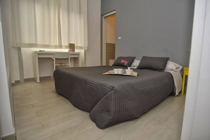 Room 6 of 38