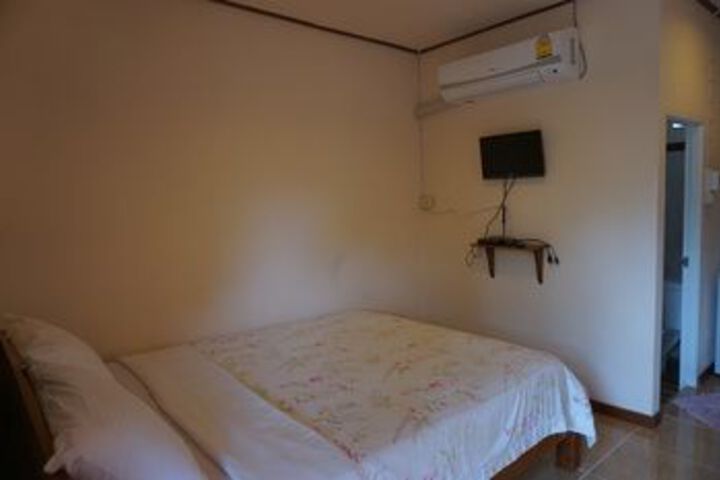 Room 17 of 31