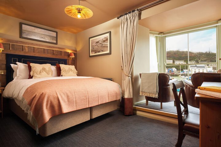 Room 15 of 52