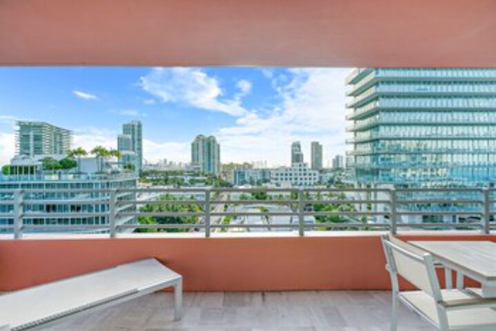 Terrace/Patio 13 of 318