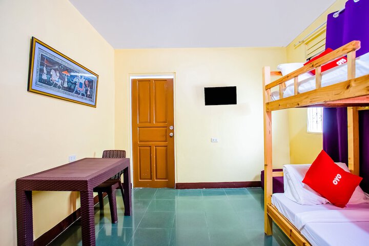 Room 16 of 25
