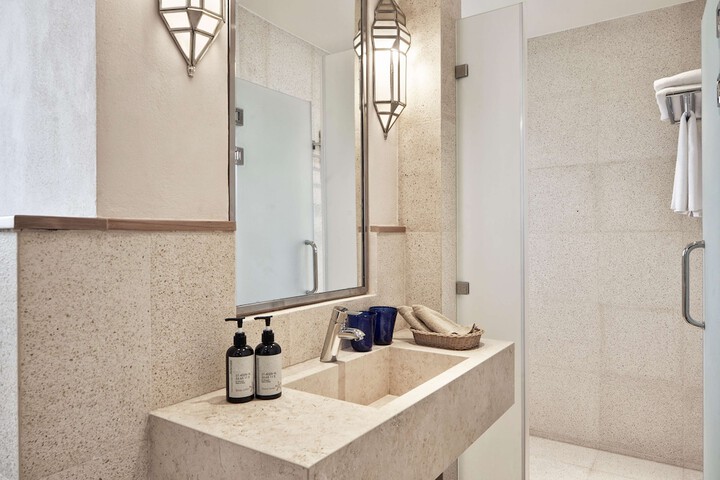 Clean Restrooms