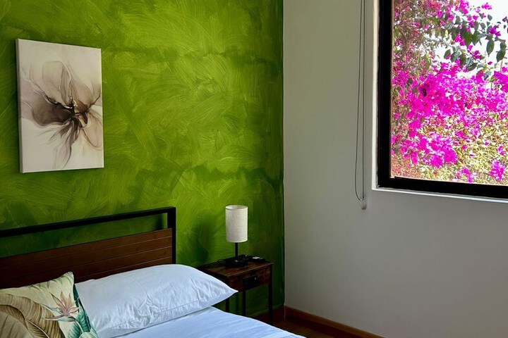Room 18 of 46
